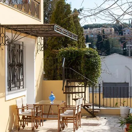 Julias Village-allure * Alepou